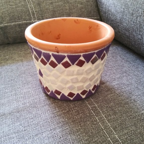 **PRICE REDUCED** Hand Crafted Mosaic Tile Flower Pot - Picture 11 of 13